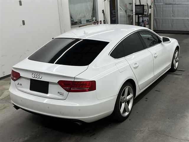 AUDI A5 2011