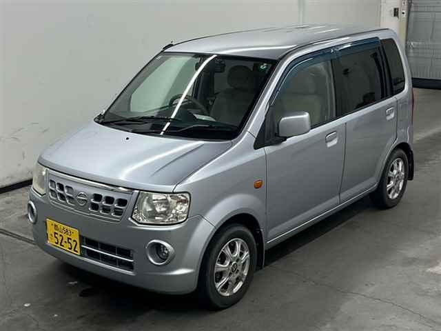 NISSAN OTTI 2011