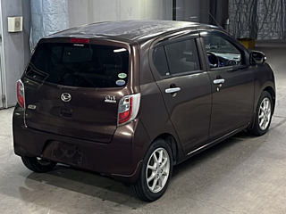 DAIHATSU MIRA E S 2012