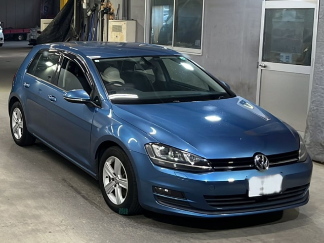 VOLKSWAGEN GOLF 2015