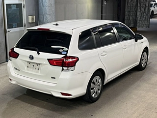 TOYOTA COROLLA FIELDER 2015