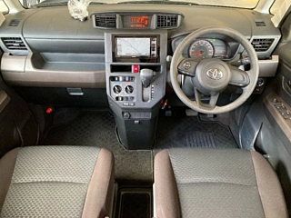 TOYOTA ROOMY 2022