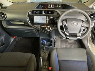 TOYOTA AQUA 2019