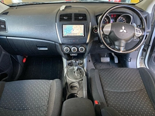 MITSUBISHI RVR 2010
