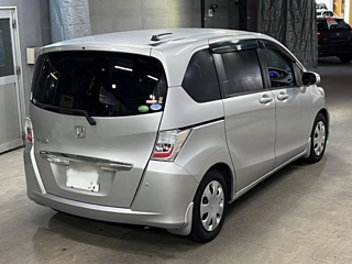 HONDA FREED 2012