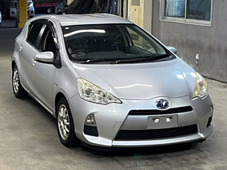 TOYOTA AQUA 2012