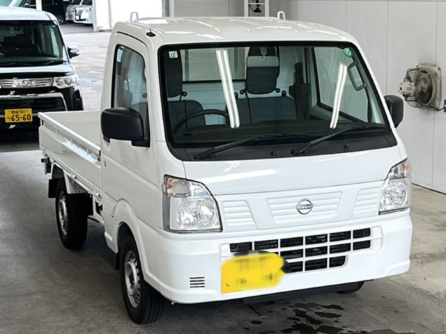 NISSAN CLIPPER TRUCK 2024