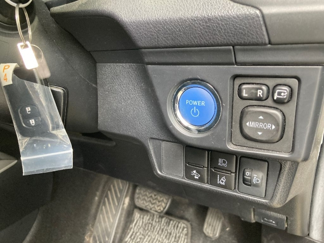 TOYOTA COROLLA FIELDER 2022