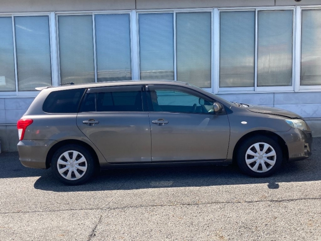 TOYOTA COROLLA FIELDER 2010