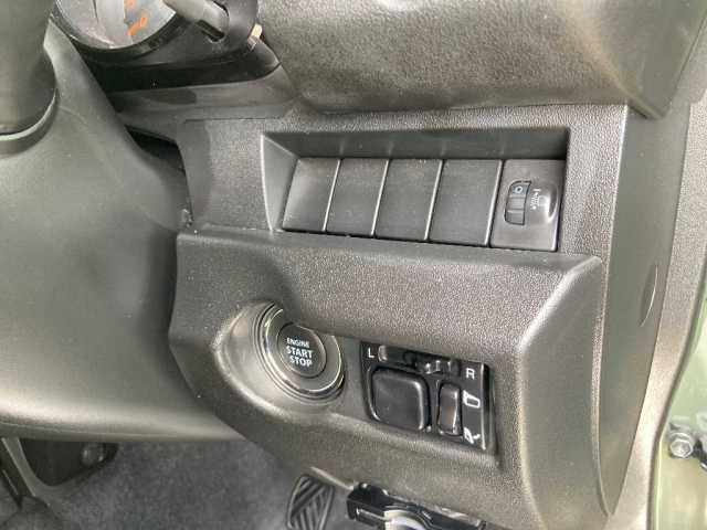 SUZUKI JIMNY 2020