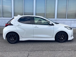 TOYOTA YARIS 2021