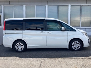 HONDA STEP WAGON 2016
