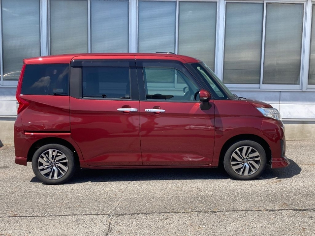 TOYOTA ROOMY 2019
