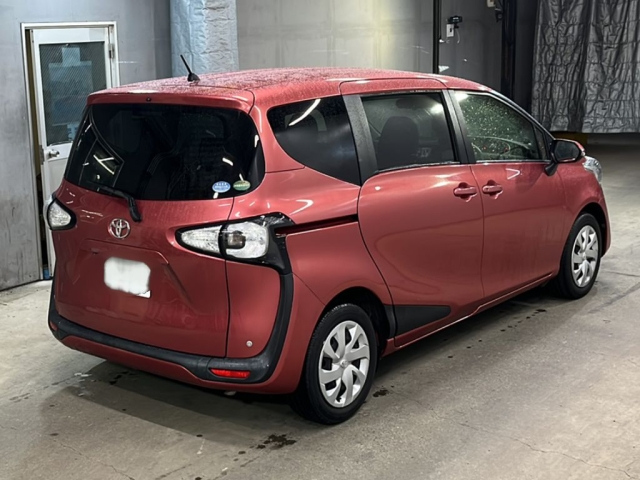 TOYOTA SIENTA 2016
