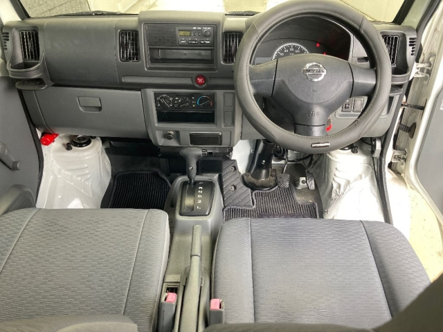 NISSAN CLIPPER VAN 2013