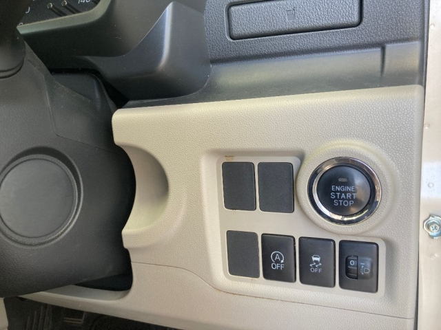 TOYOTA PASSO 2016