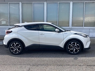 TOYOTA C-HR 2017
