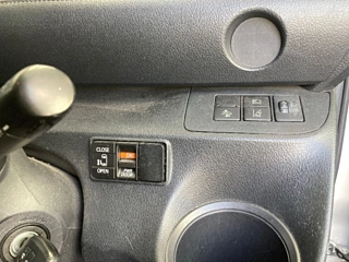 TOYOTA SIENTA 2020
