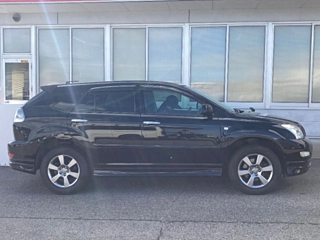 TOYOTA HARRIER 2009
