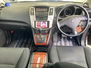 TOYOTA HARRIER 2009