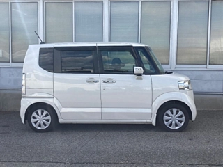 HONDA N BOX 2017