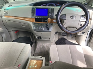 TOYOTA ESTIMA 2011