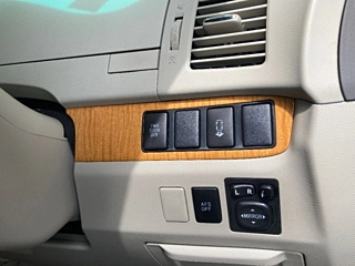 TOYOTA ESTIMA 2011