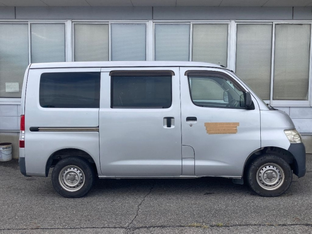 TOYOTA LITE ACE VAN 2017