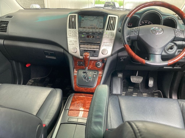 TOYOTA HARRIER 2008