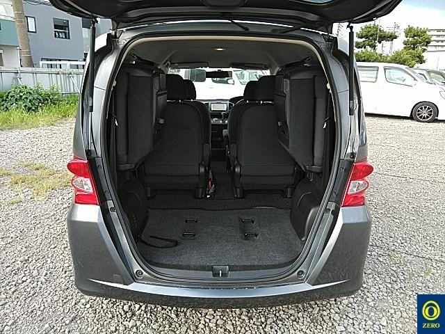 HONDA FREED 2009
