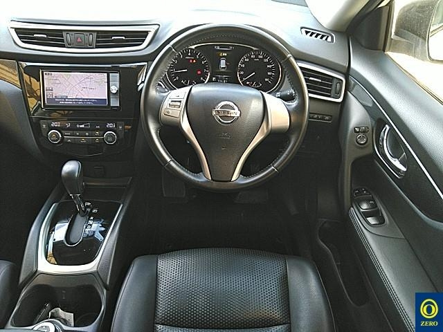 NISSAN X-TRAIL 2014