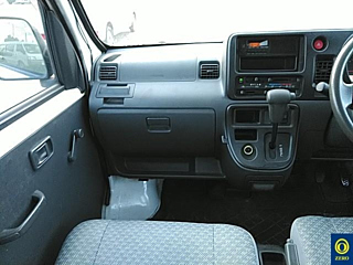 DAIHATSU HIJET VAN 2013