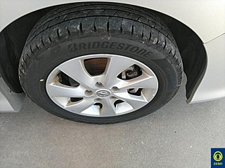 NISSAN SERENA 2013