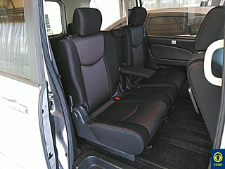 NISSAN SERENA 2013