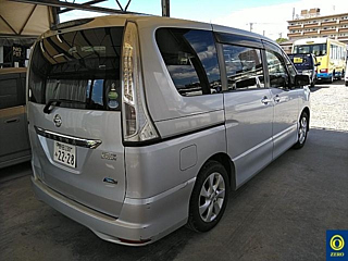 NISSAN SERENA 2013