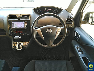 NISSAN SERENA 2013