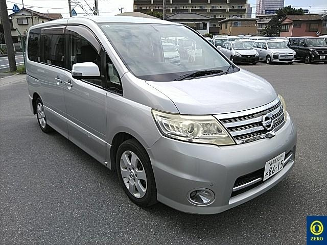 NISSAN SERENA 2009