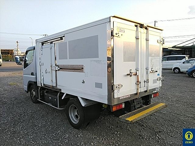 MITSUBISHI CANTER 2010