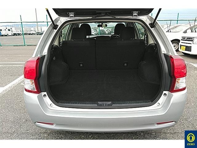 TOYOTA COROLLA FIELDER 2015