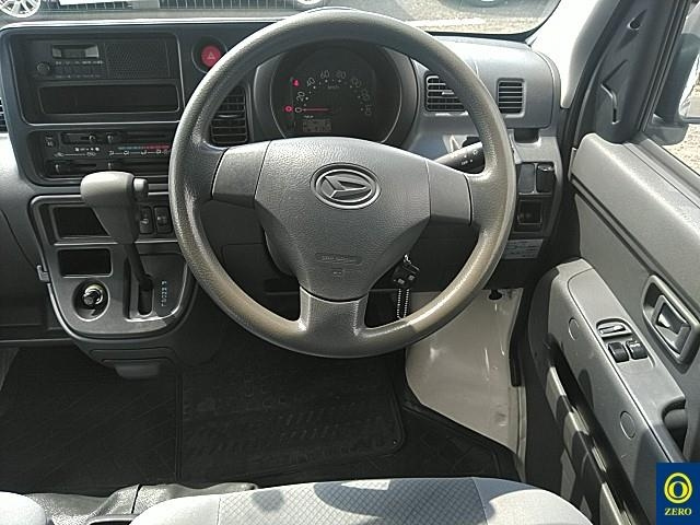 DAIHATSU HIJET VAN 2016