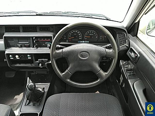 TOYOTA CROWN COMFORT 2013
