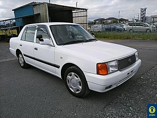 TOYOTA CROWN COMFORT 2013
