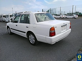 TOYOTA CROWN COMFORT 2013