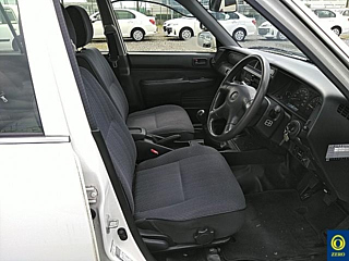 TOYOTA CROWN COMFORT 2013