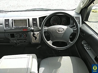 TOYOTA HIACE 2009
