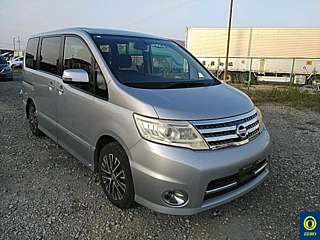 NISSAN SERENA 2010