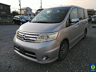 NISSAN SERENA 2010