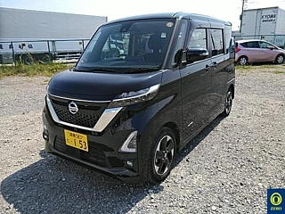 NISSAN ROOX 2021