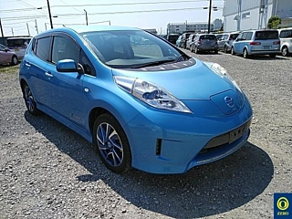 NISSAN LEAF 2014