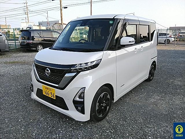 NISSAN ROOX 2021